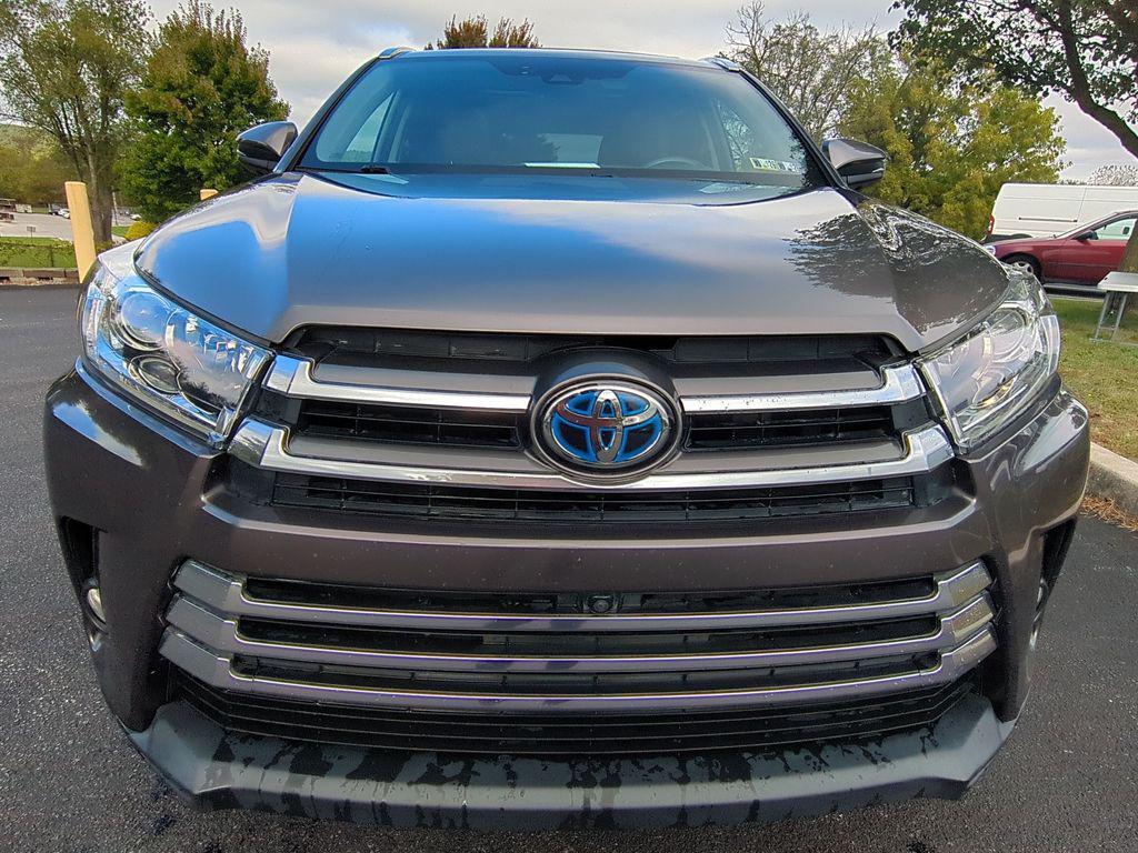 used 2017 Toyota Highlander Hybrid car, priced at $26,990