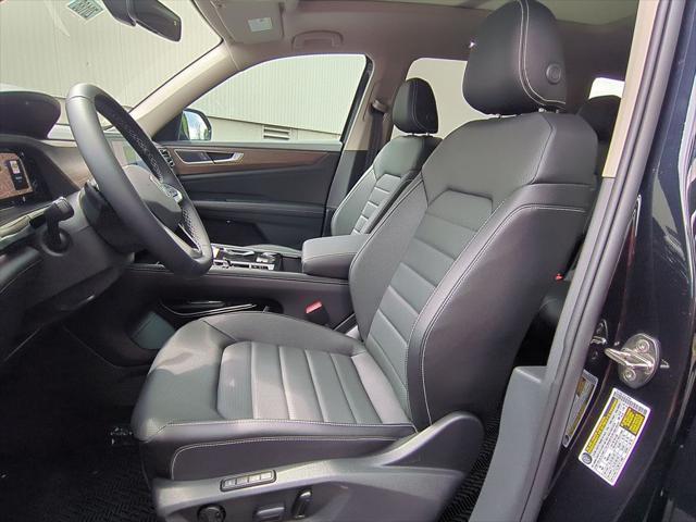 new 2025 Volkswagen Atlas car, priced at $46,273