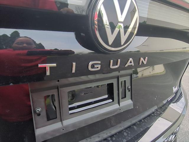 new 2025 Volkswagen Tiguan car, priced at $41,423