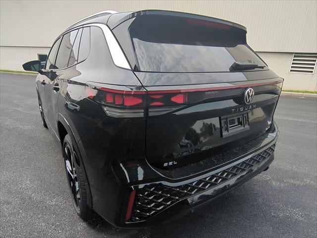 new 2025 Volkswagen Tiguan car, priced at $41,423