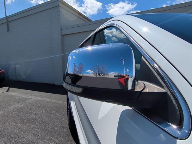 used 2020 Jeep Grand Cherokee car, priced at $27,493