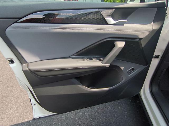 new 2025 Volkswagen Tiguan car, priced at $34,385