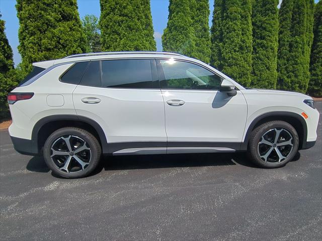new 2025 Volkswagen Tiguan car, priced at $34,385