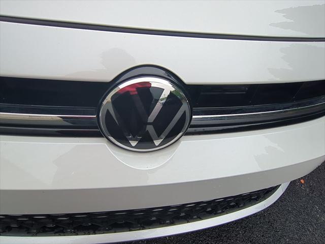 used 2025 Volkswagen Jetta car, priced at $26,492
