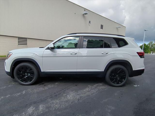 new 2025 Volkswagen Atlas car, priced at $43,992