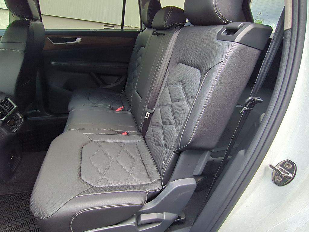 new 2025 Volkswagen Atlas car, priced at $41,492