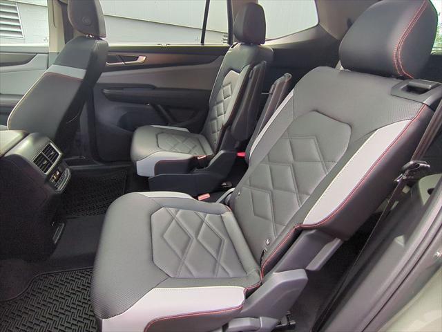 new 2025 Volkswagen Atlas car, priced at $46,928
