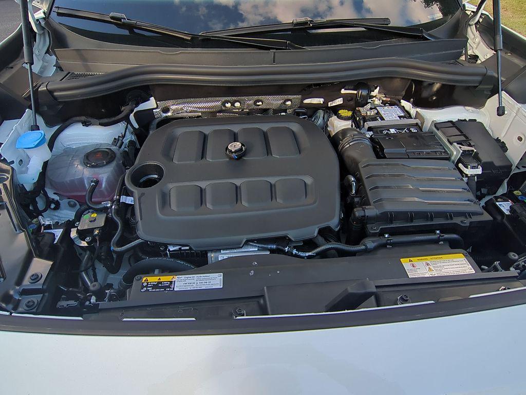 new 2025 Volkswagen Tiguan car, priced at $35,050