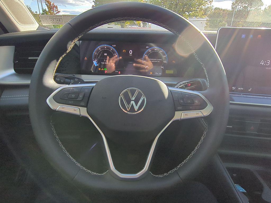 new 2025 Volkswagen Tiguan car, priced at $35,050