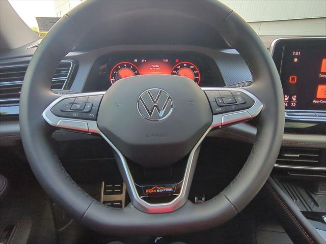 new 2025 Volkswagen Atlas car, priced at $46,013