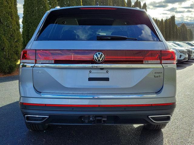 new 2024 Volkswagen Atlas car, priced at $46,772