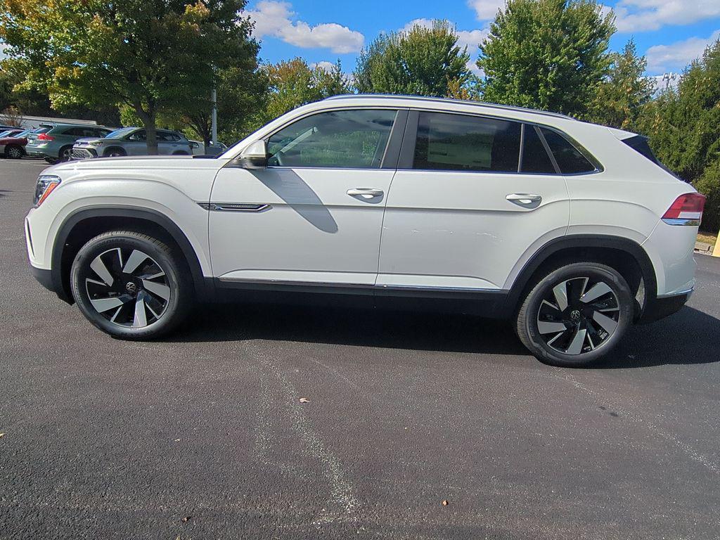 new 2026 Volkswagen Atlas Cross Sport car, priced at $49,112