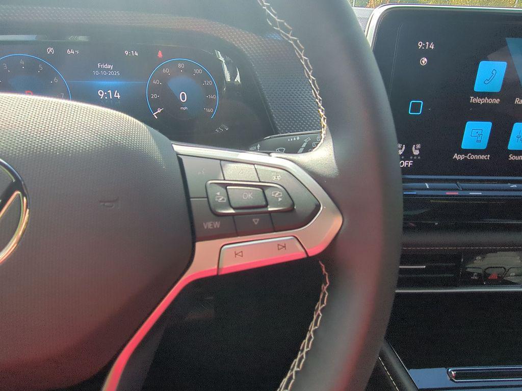 new 2026 Volkswagen Atlas Cross Sport car, priced at $49,112