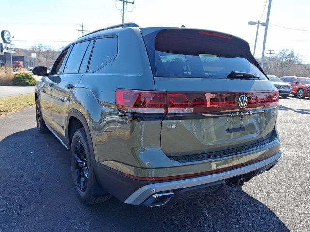 new 2025 Volkswagen Atlas car, priced at $45,148