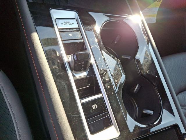 new 2025 Volkswagen Atlas car, priced at $46,185