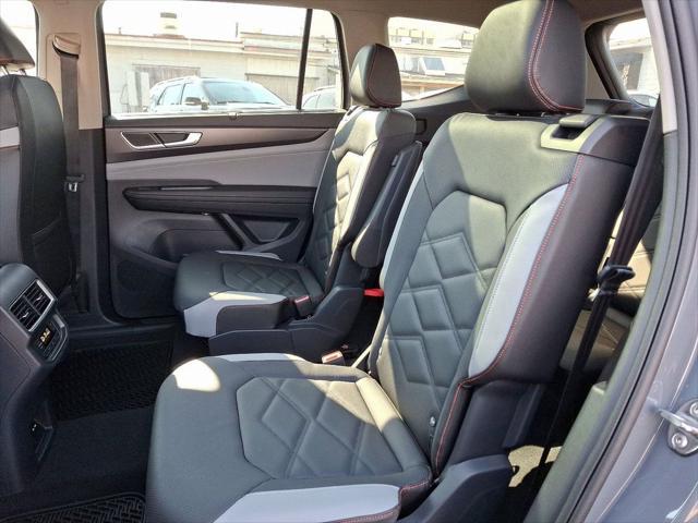 new 2025 Volkswagen Atlas car, priced at $46,185