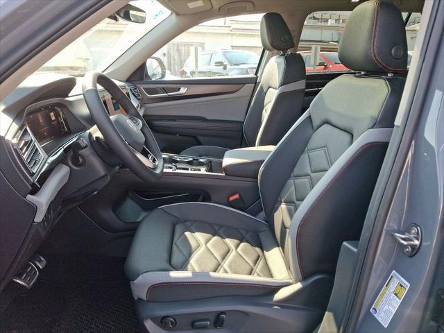 new 2025 Volkswagen Atlas car, priced at $46,185