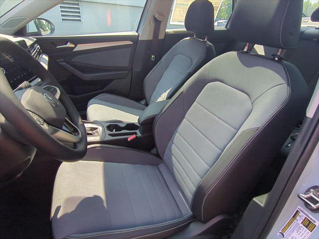 new 2025 Volkswagen Jetta car, priced at $27,300