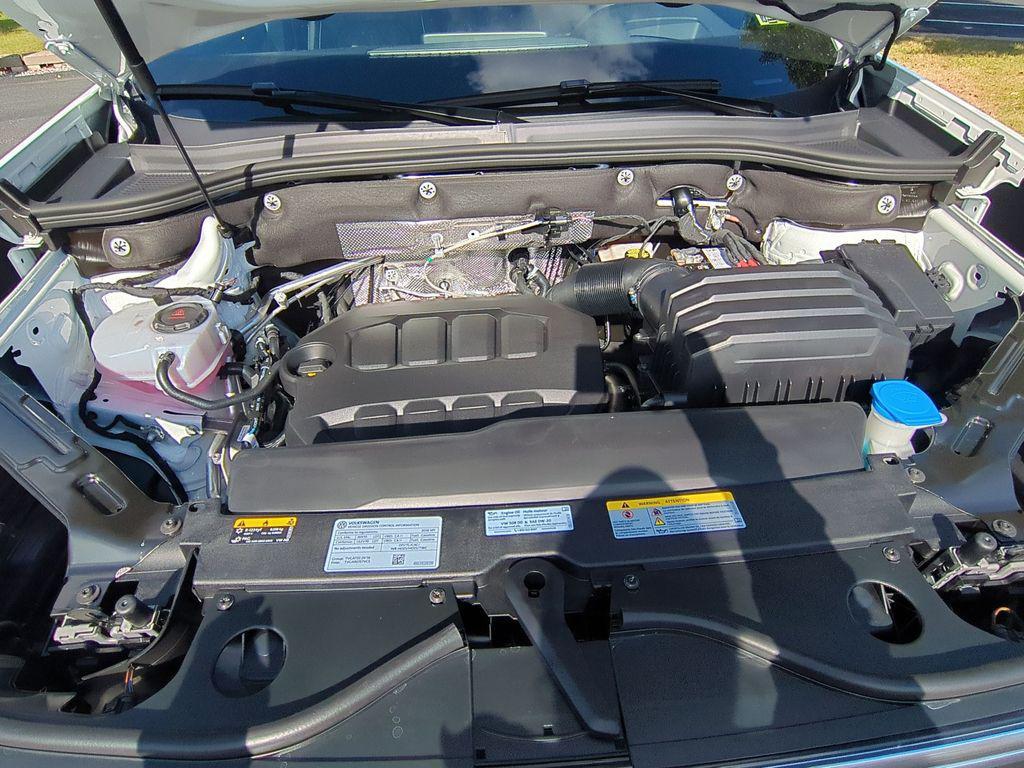 new 2026 Volkswagen Atlas Cross Sport car, priced at $53,956