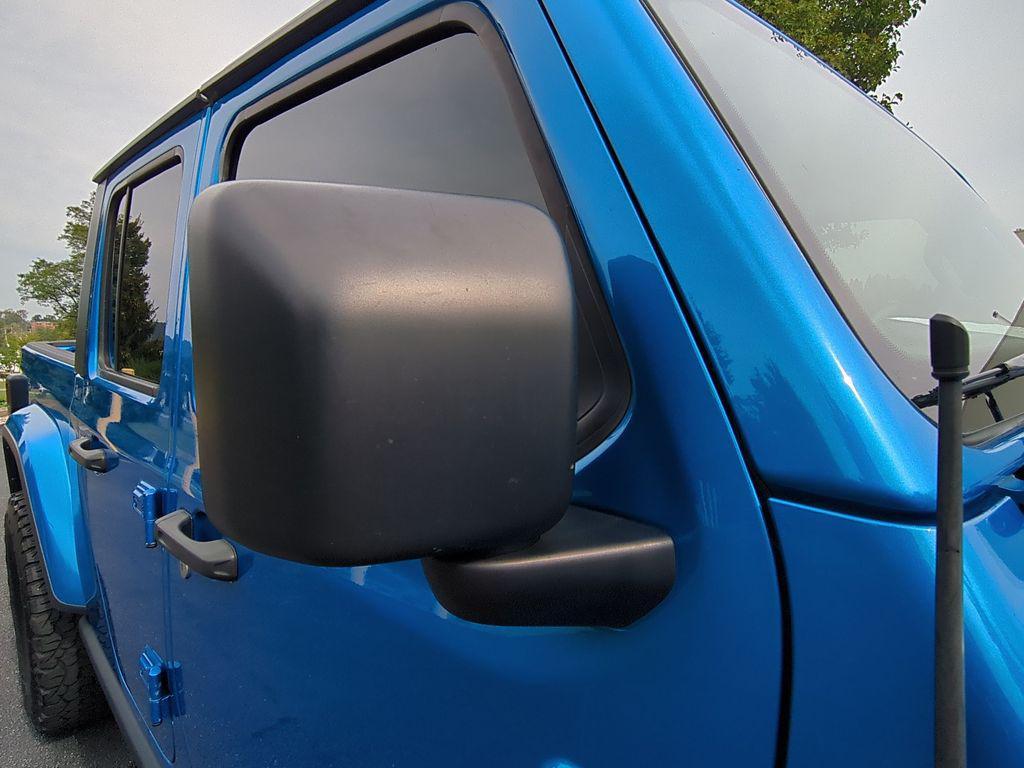 used 2021 Jeep Gladiator car, priced at $32,593