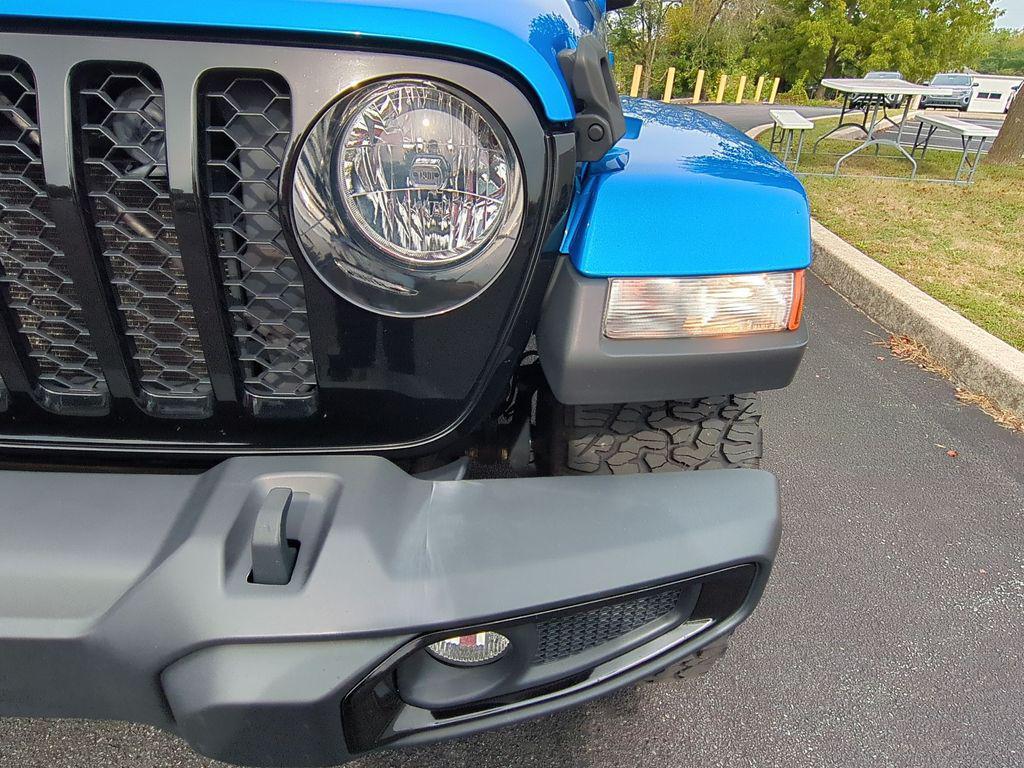 used 2021 Jeep Gladiator car, priced at $32,593