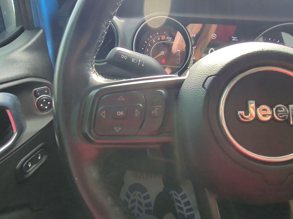 used 2021 Jeep Gladiator car, priced at $32,593