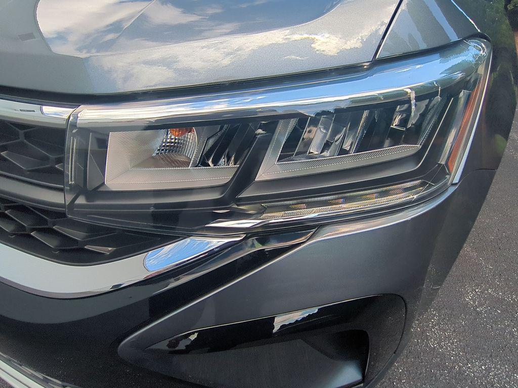used 2023 Volkswagen Taos car, priced at $22,995