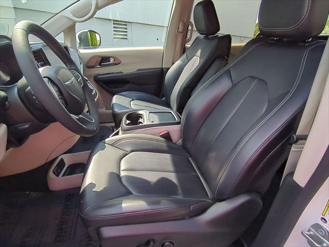 used 2023 Chrysler Pacifica car, priced at $29,495