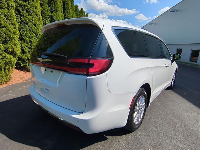 used 2023 Chrysler Pacifica car, priced at $29,495