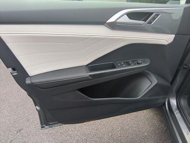new 2025 Volkswagen Taos car, priced at $36,003
