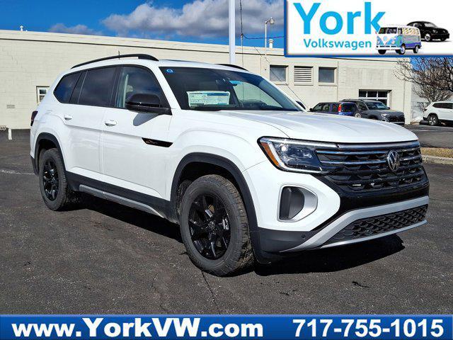new 2025 Volkswagen Atlas car, priced at $44,213