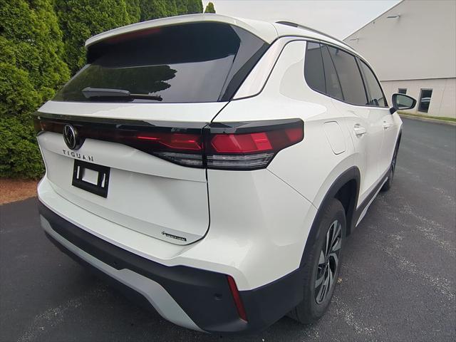new 2025 Volkswagen Tiguan car, priced at $31,006