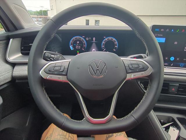 new 2025 Volkswagen Tiguan car, priced at $31,006
