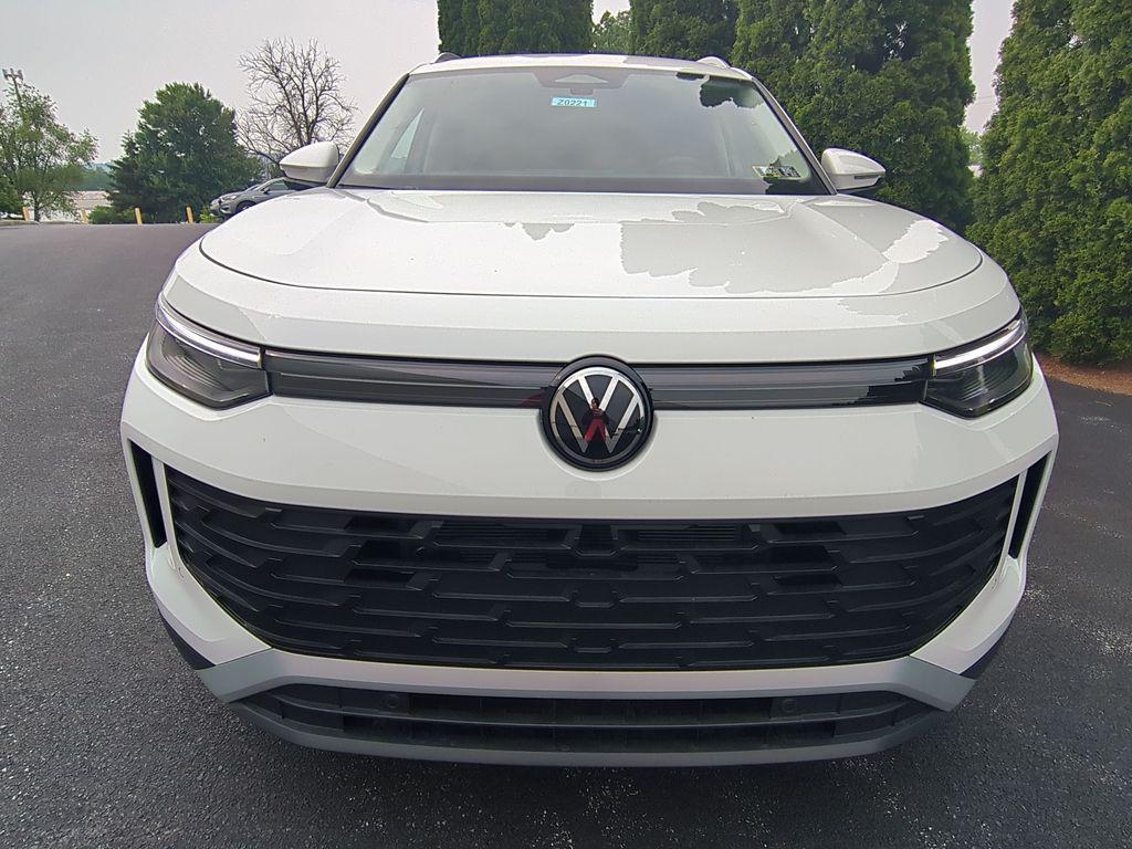 new 2025 Volkswagen Tiguan car, priced at $30,462