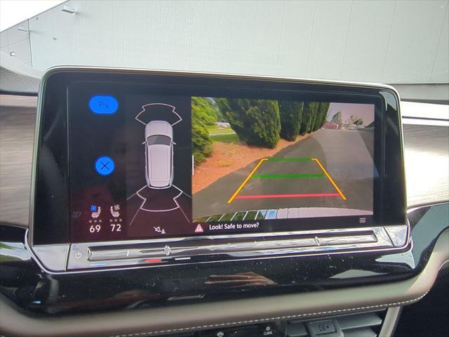 new 2025 Volkswagen Atlas car, priced at $46,273