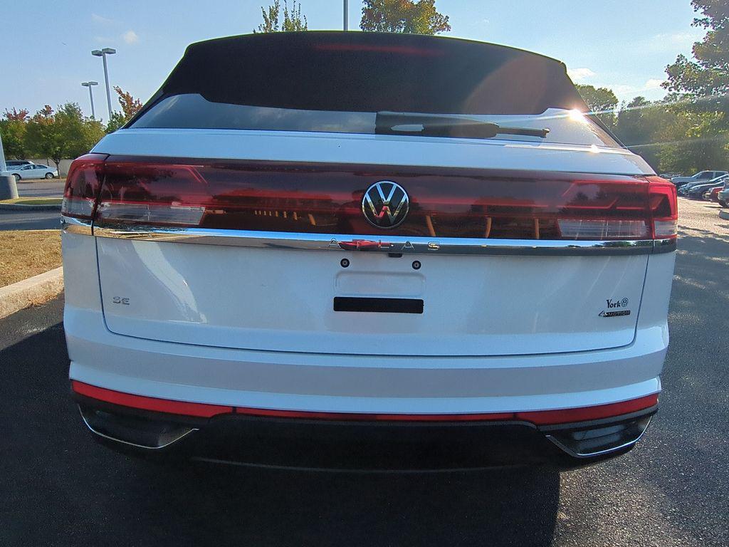 new 2026 Volkswagen Atlas Cross Sport car, priced at $40,940