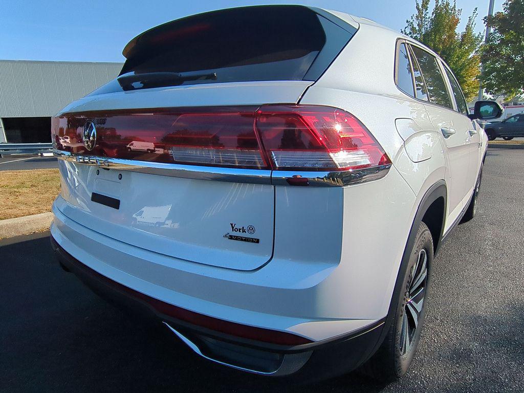 new 2026 Volkswagen Atlas Cross Sport car, priced at $40,940