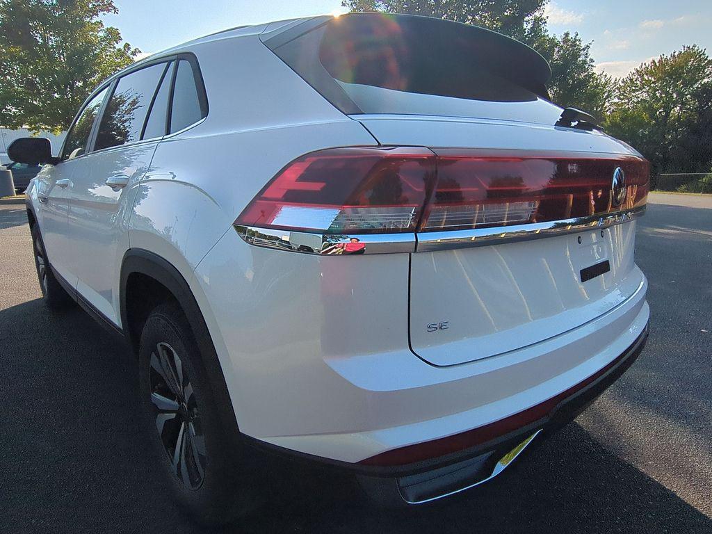 new 2026 Volkswagen Atlas Cross Sport car, priced at $40,940