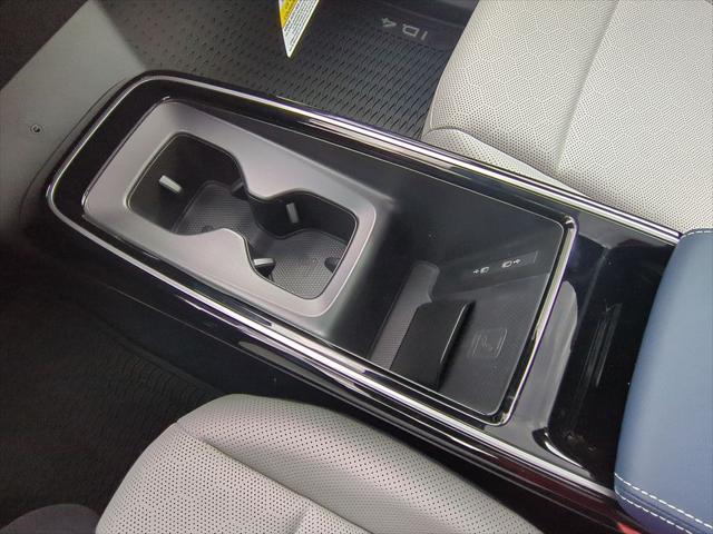 new 2025 Volkswagen ID.4 car, priced at $52,852