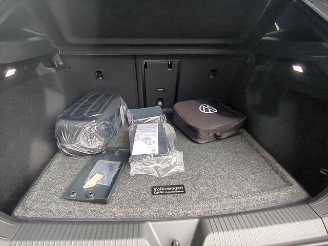 new 2025 Volkswagen ID.4 car, priced at $52,852