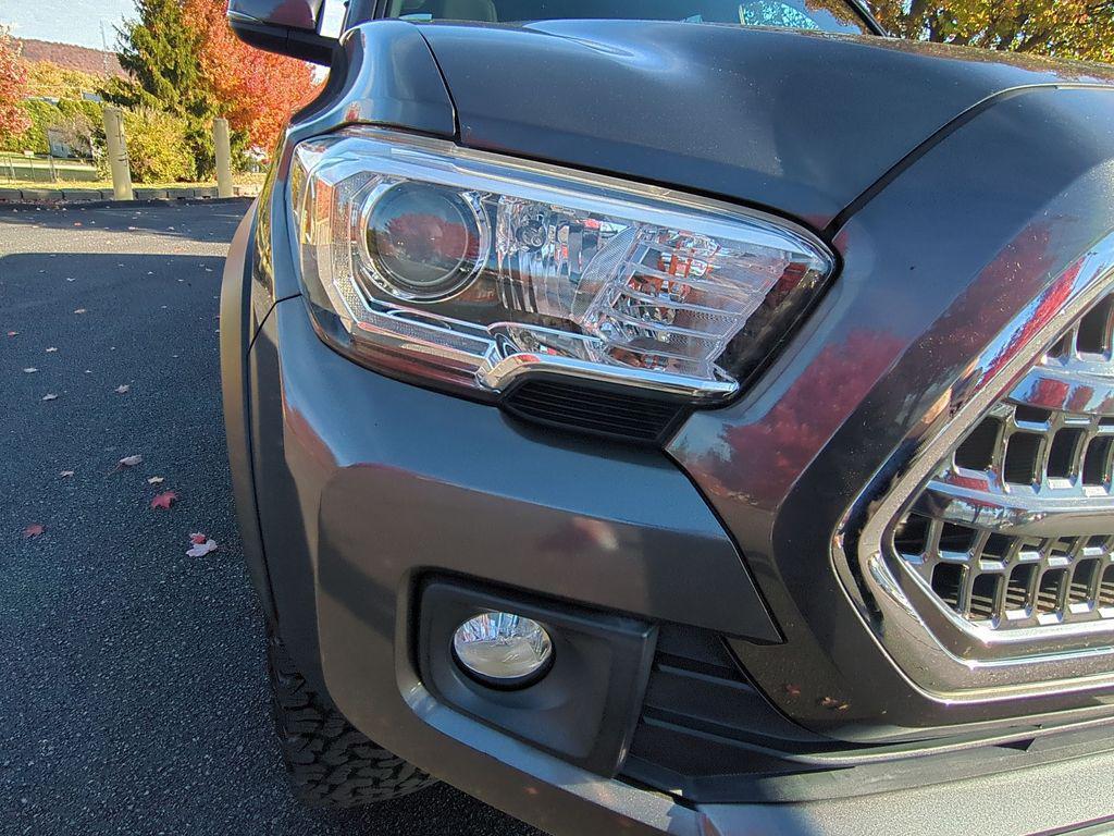 used 2016 Toyota Tacoma car, priced at $29,492