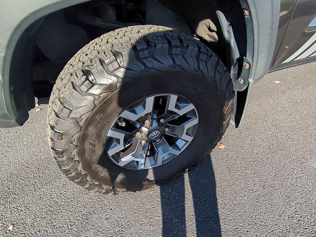 used 2016 Toyota Tacoma car, priced at $29,492