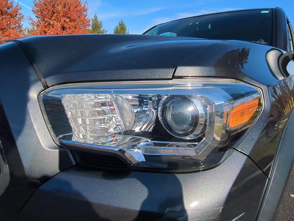 used 2016 Toyota Tacoma car, priced at $29,492
