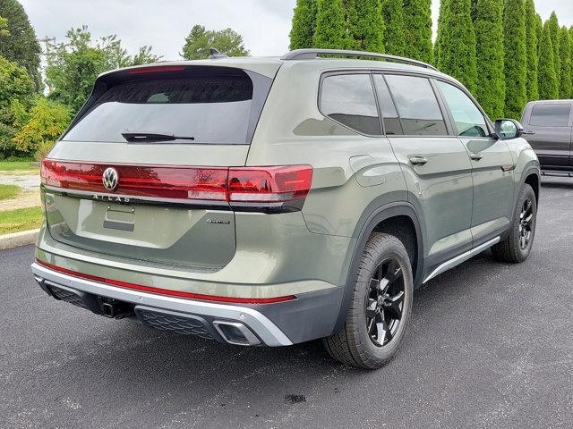 new 2024 Volkswagen Atlas car, priced at $43,628