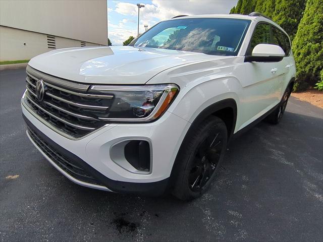 new 2025 Volkswagen Atlas car, priced at $43,992