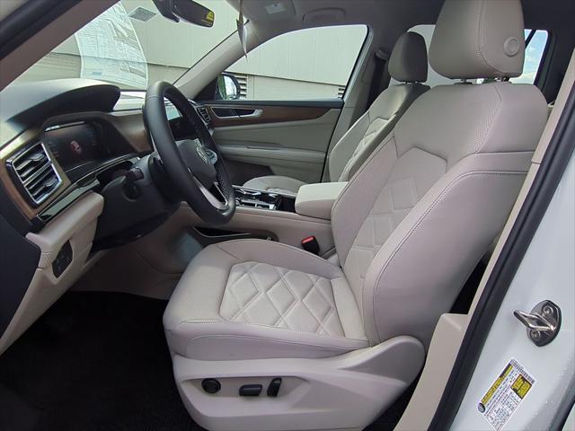 new 2025 Volkswagen Atlas car, priced at $43,992