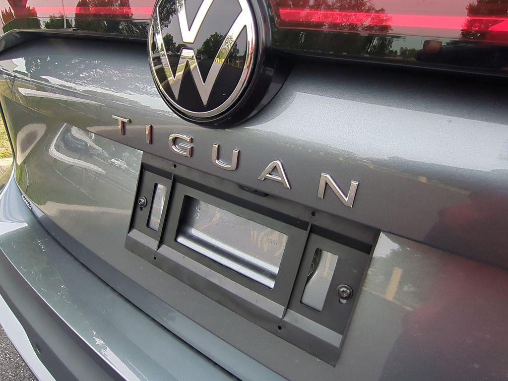 new 2025 Volkswagen Tiguan car, priced at $35,050
