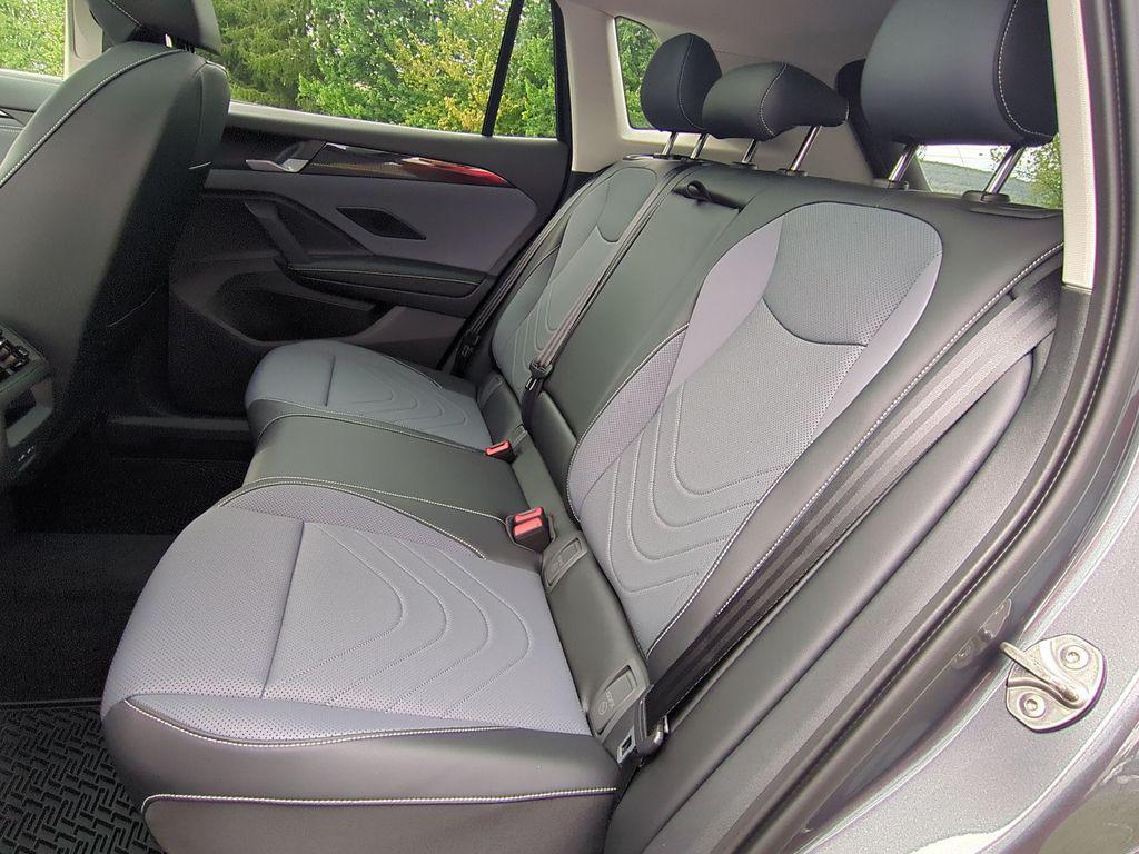 new 2025 Volkswagen Tiguan car, priced at $35,050
