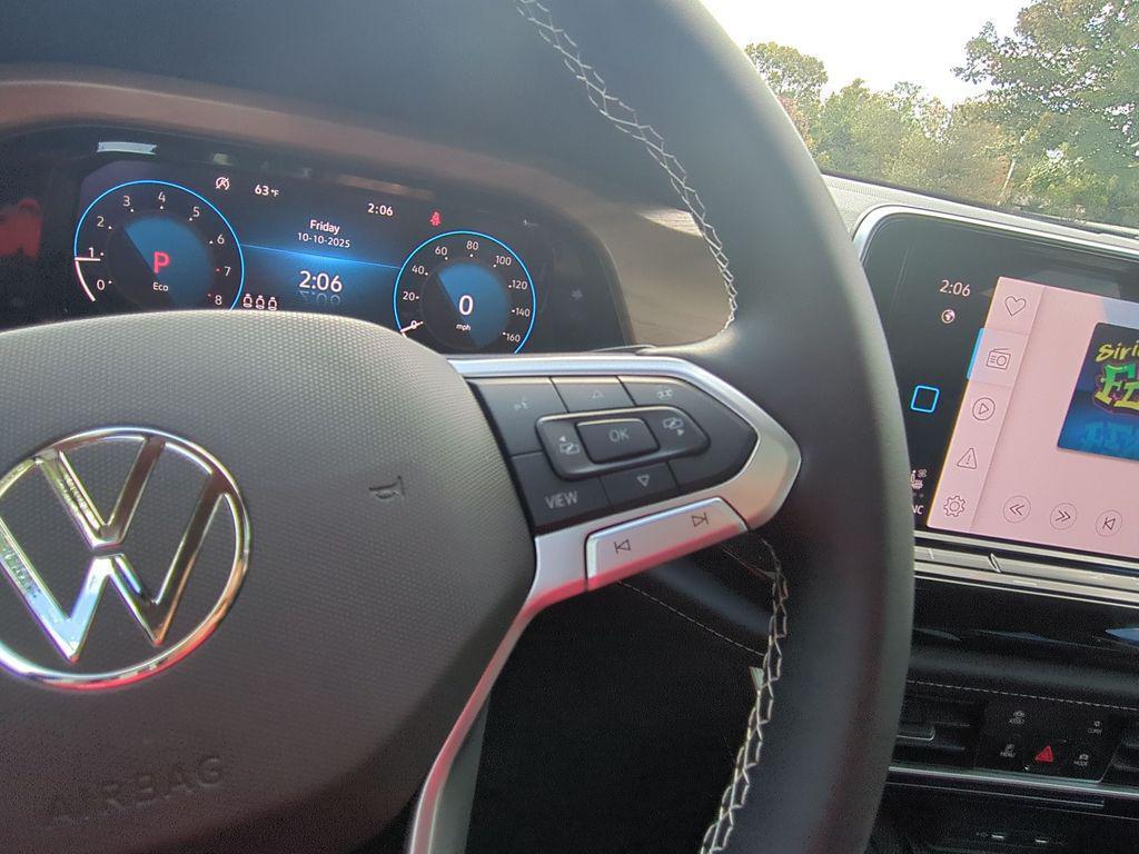 new 2026 Volkswagen Atlas car, priced at $46,420