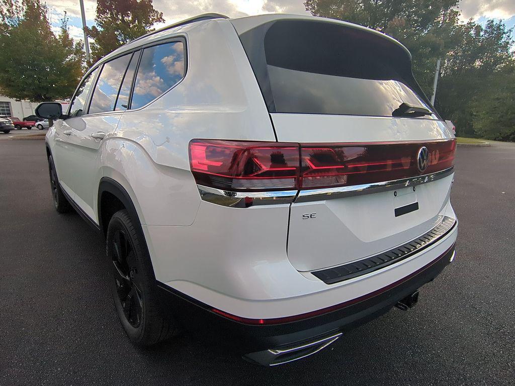 new 2026 Volkswagen Atlas car, priced at $45,964